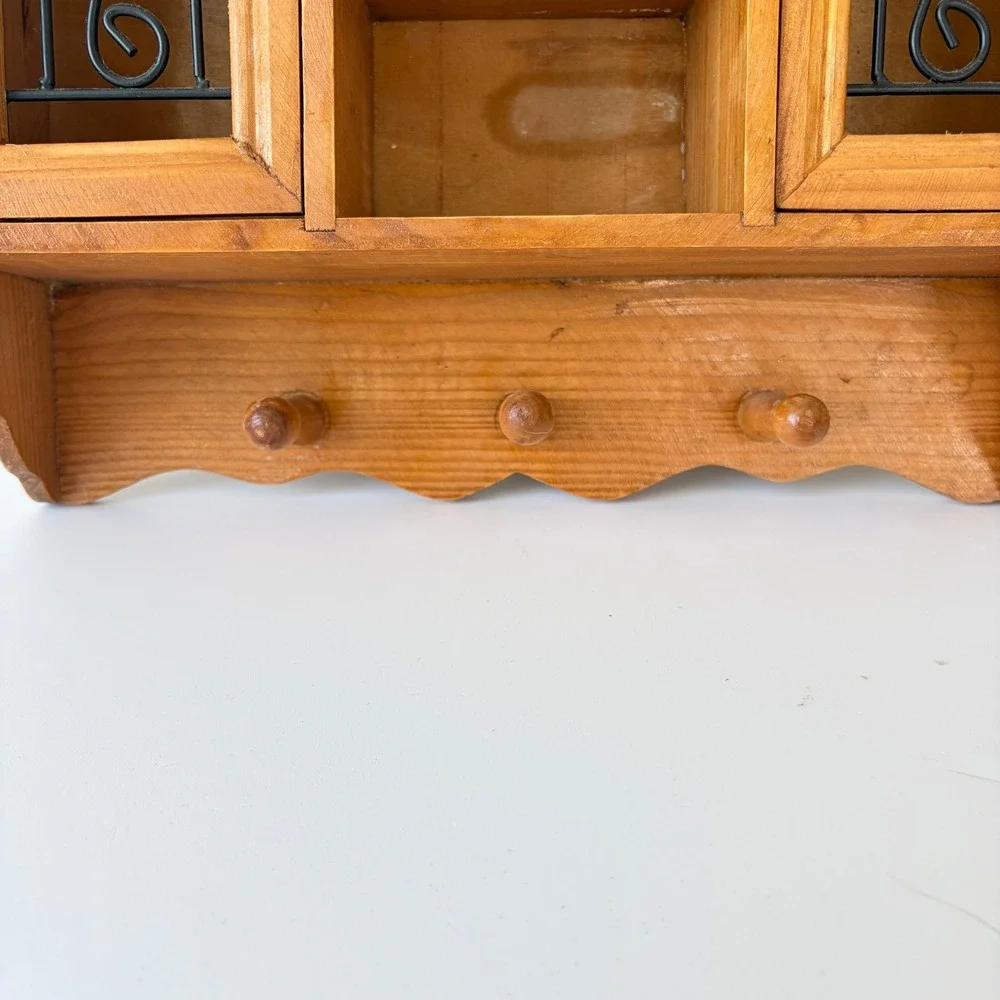 N/A vintage wooden